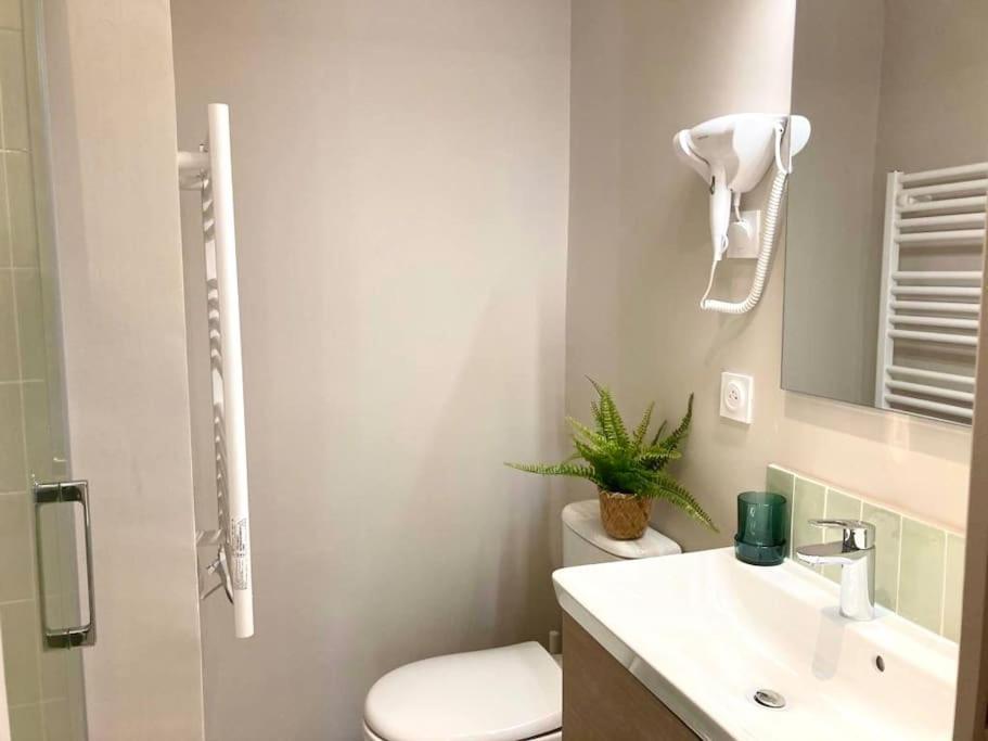 Le Palm Appartement Elegant & Design En Bord Riviere Collobrières Eksteriør bilde