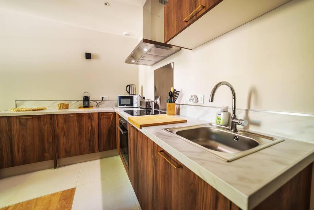 Le Palm Appartement Elegant & Design En Bord Riviere Collobrières Eksteriør bilde